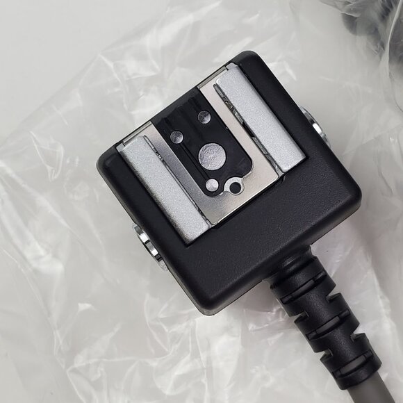 Nikon SC-17 Vintage TTL Remote Cord for SB-15/16-B Flash Manual Box Unused NOS - Picture 7 of 11